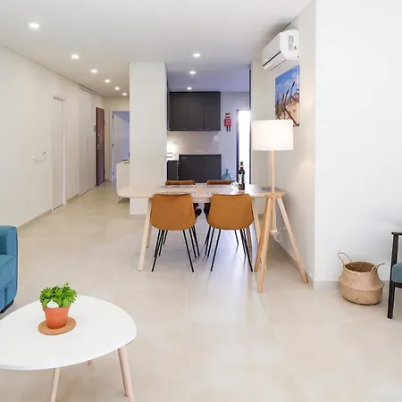 Casa June - *